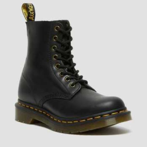 EUC Women's DR. MARTINS 1460 Pascal Virginia Leather Boots | Size 8 - Picture 1 of 11